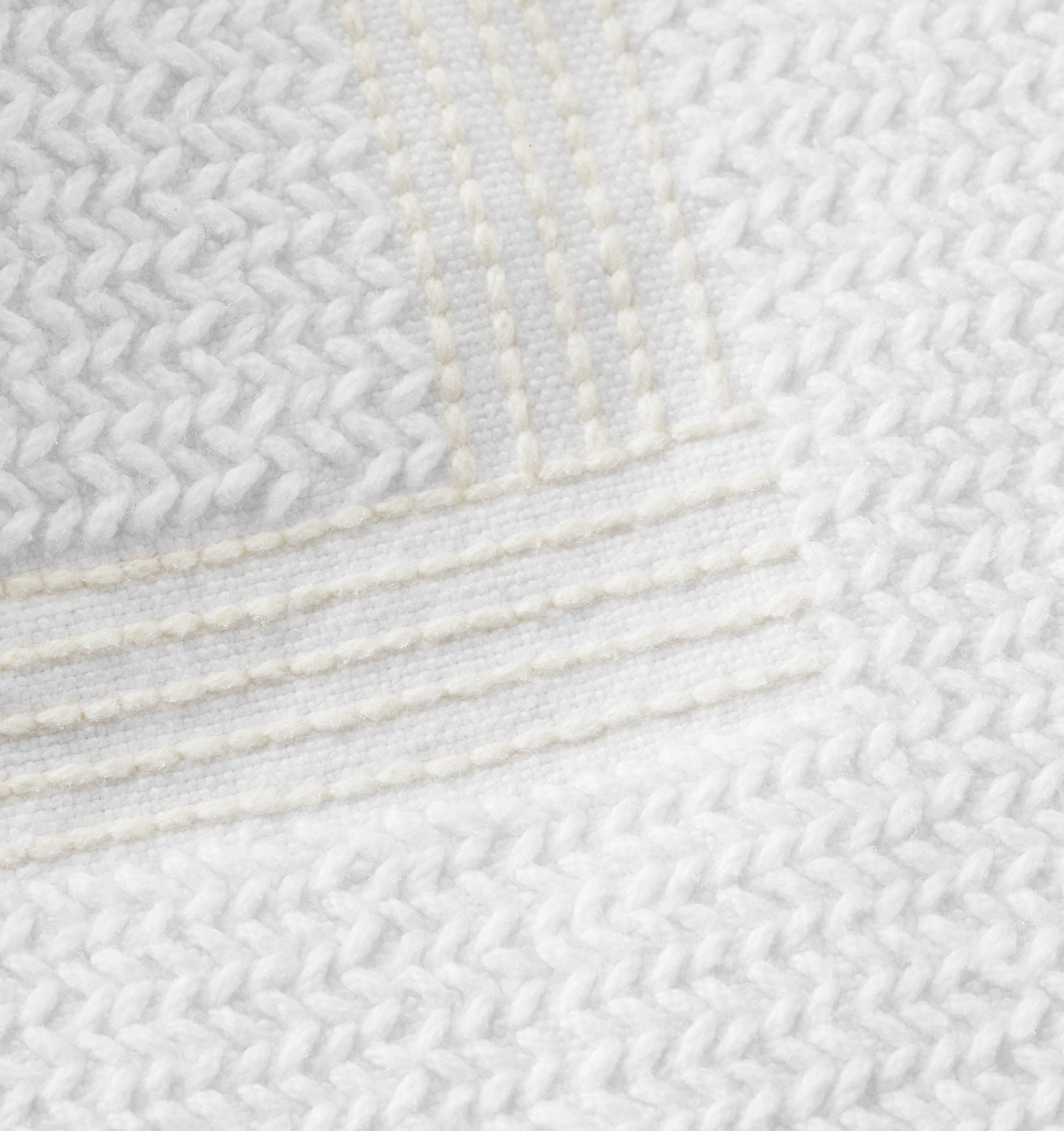 variant__white/bisque