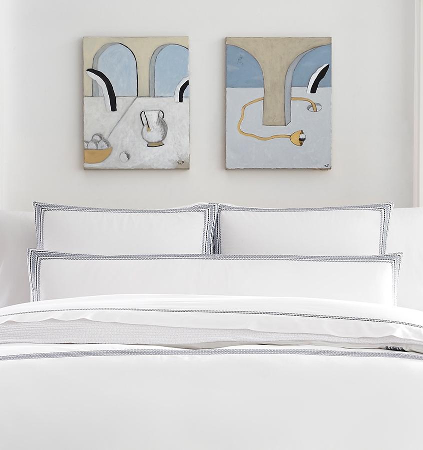 variant__white/storm