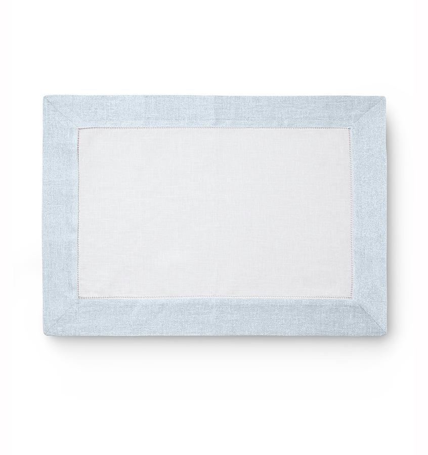 variant__white/sky
