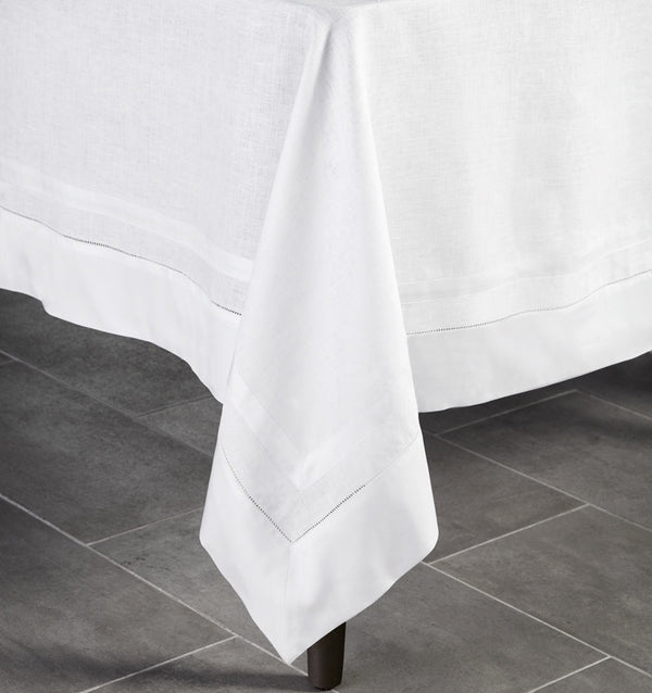 Tipton Tablecloth